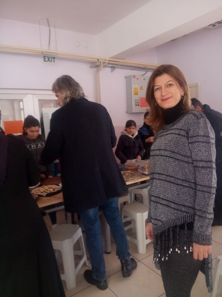 Emet’te Ortaokul Öğrencilerinden Yemen’e Yardım