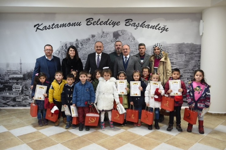 Başkan Babaş, Sakatlar Derneği Üyeleriyle Bir Araya Geldi