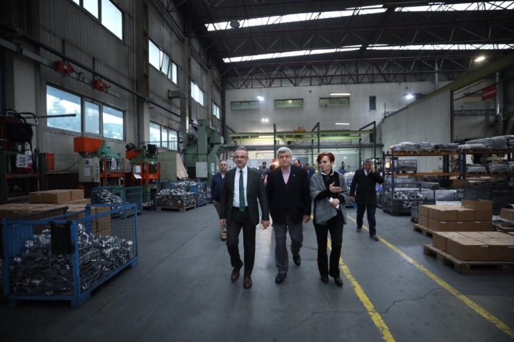 Karaosmanoğlu, "İstihdamın Ve Üretimin Önünü Çevreci Bir Şekilde Açtık"
