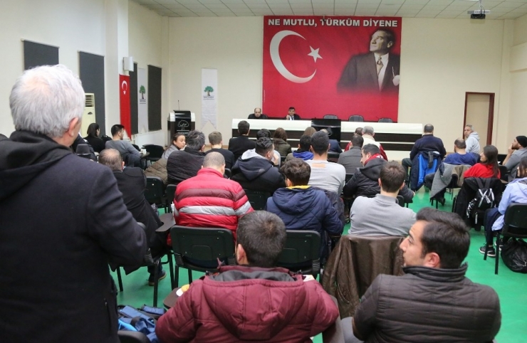 Fadıloğlu, Basketbol Antrenör Ve Hakemleri İle Buluştu