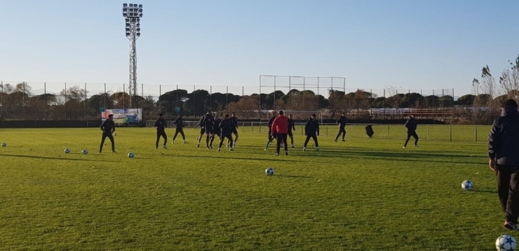 Yeşilyurt Belediyespor’da Belek Kampı Sürüyor