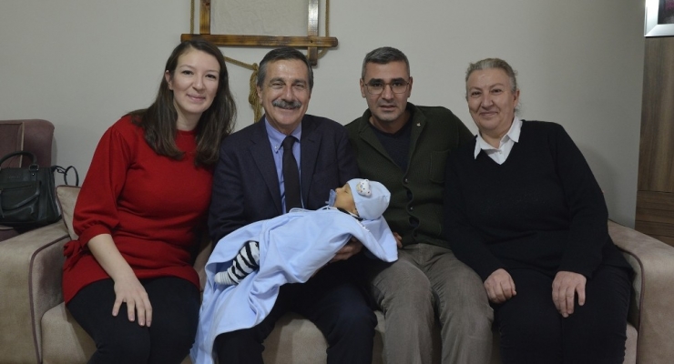 Başkan Ataç, ‘Hoş Geldin Bebek’ Ziyaretlerini Sürdürüyor