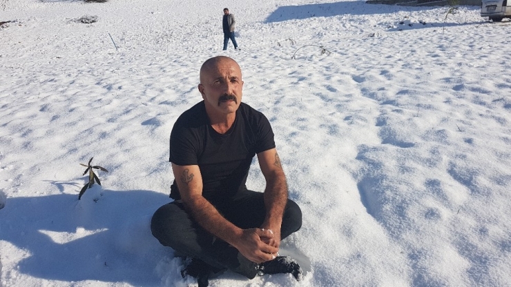 Soğuğa Meydan Okuyan Muhtar