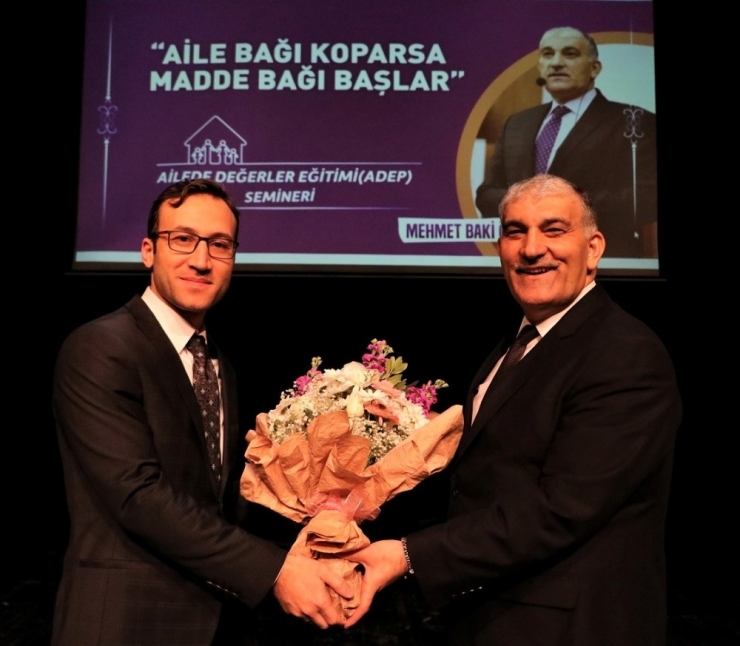 Ailede Değerler Semineri Devam Ediyor