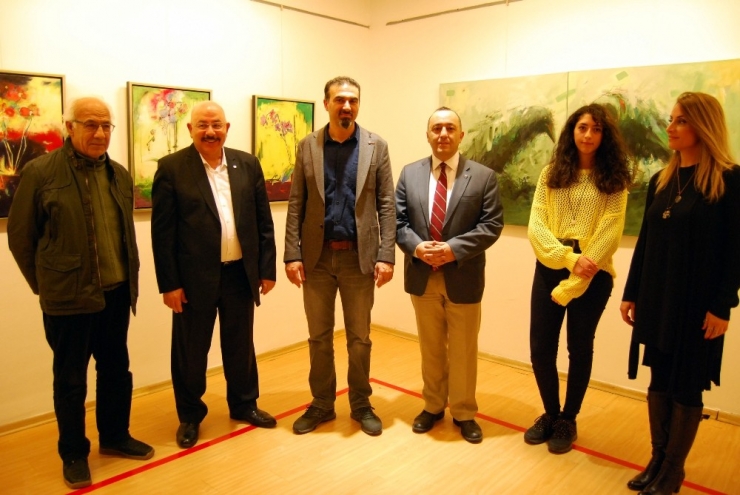 Sanko Sanat Galerisi’nde "Zamansız Renkler" Temalı Sergi