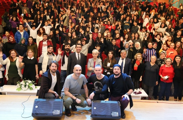 “Vizyon Koleji Yeni Yılda Da Öğrenme, Kültür Ve Sanat Etkinliklerinin Adresi Olacak”