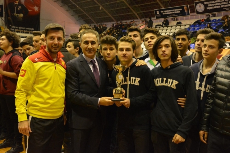 Okul Sporları Ödül Töreni Yapıldı