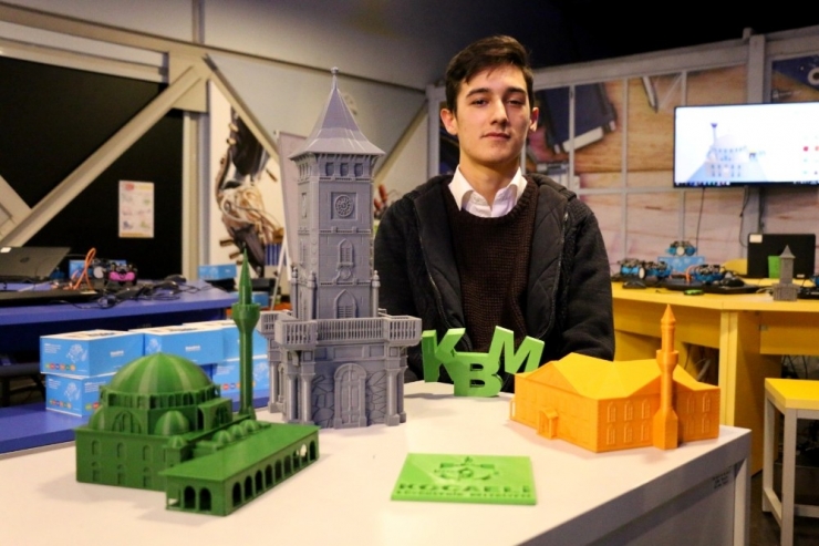 Geleceğin Yazılım Mühendisleri Bilim Merkezi’nde Yetişiyor