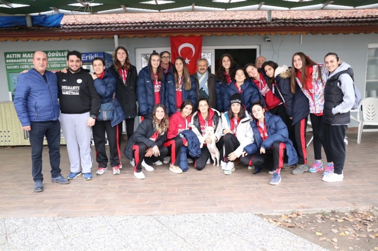 Burhaniye Belediyespor İlk Devreye Galibiyetle Girdi