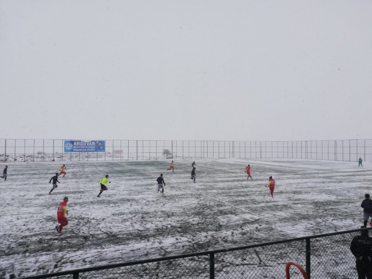 Arguvan Belediyespor Farklı Kazandı