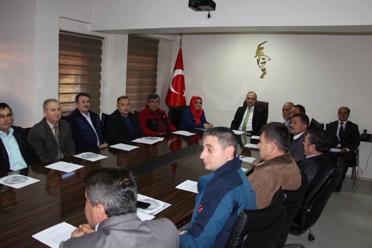 Muhtarlar Köylerde Yapılan Hizmetlerin Sunumunu Yaptı