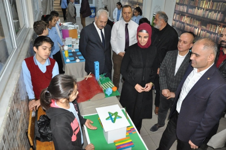 Öğrencilerden ’Tasarım Sergisi’