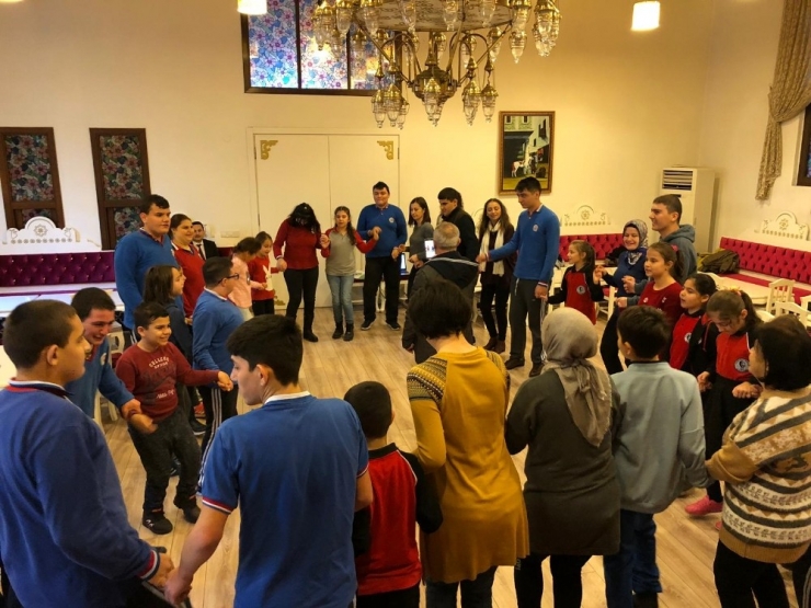 Öğrencileri Kaynaştıran Proje