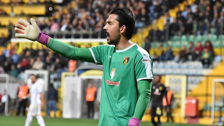 Balıkesir’li Alperen Uysal Kalesinde Güven Veriyor