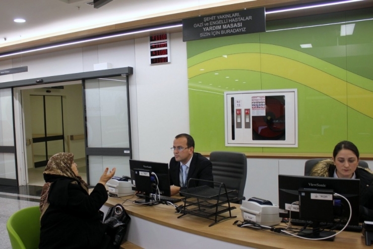 Eskişehir Şehir Hastanesi’nde Şehit Yakınları Ve Gaziler İçin “Destek Masası” Oluşturuldu