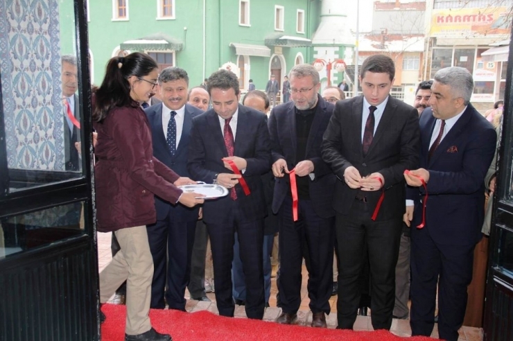 Hisarcık İlçe Halk Kütüphanesi Yeni Binasında