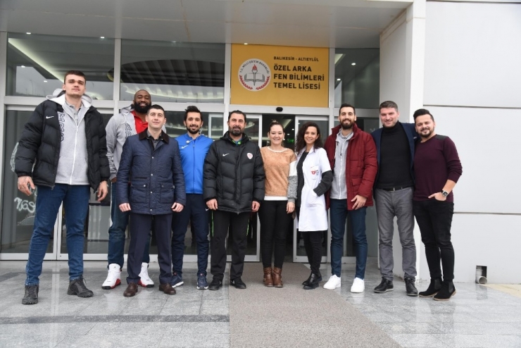 Karesispor Panelde Öğrencilerle Buluştu