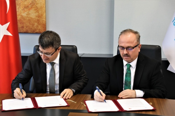 Şeyh Edebali Üniversitesi Dünyaya Kapılarını Açıyor