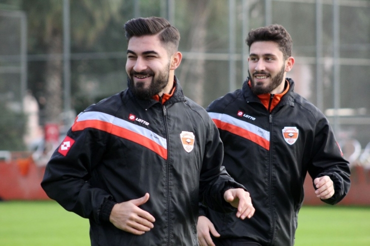 Adanaspor, Günde Çift Antrenmanla İkinci Yarıya Hazırlanıyor