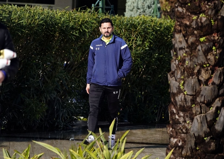 Yeni Malatyaspor İki Eksikle Çalıştı