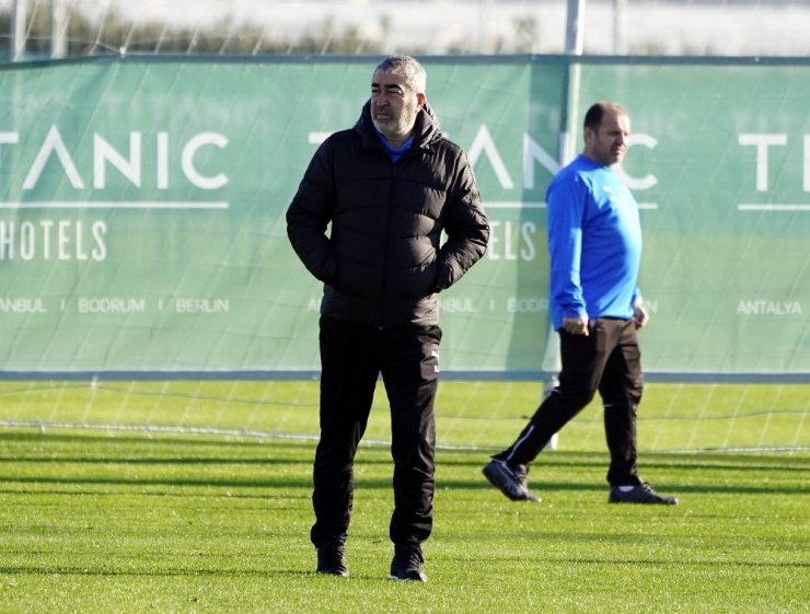 Bursaspor, Çalışmalarına Devam Ediyor