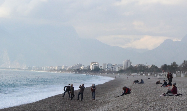 Antalya’da Ocak Ayında Deniz Keyfi
