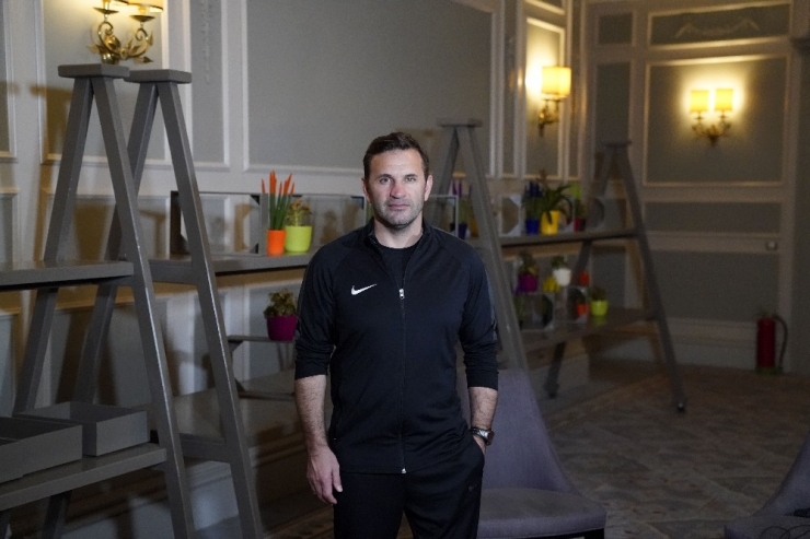 Okan Buruk: "En Az 6 Transfer Yapacağız"