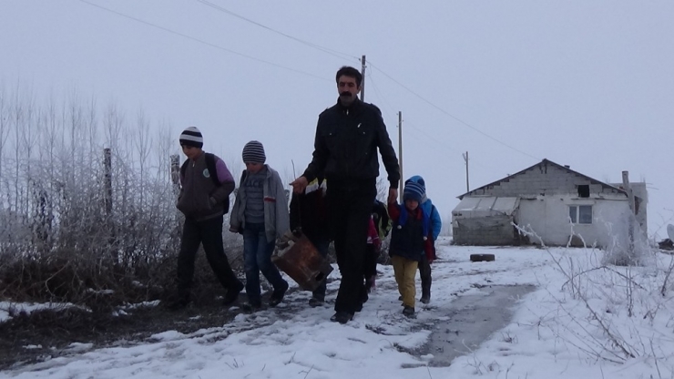 Her Şey Çocuklarının Okuması İçin