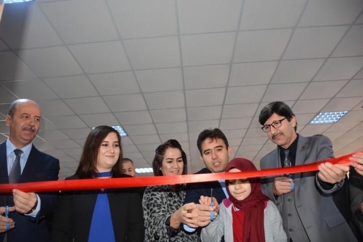 ’’Zenginleştirilmiş Kütüphane’’ Merasimle Açıldı