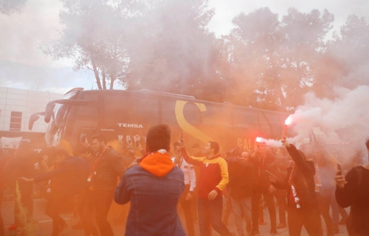 Galatasaray’a Antalya’da Coşkulu Karşılama