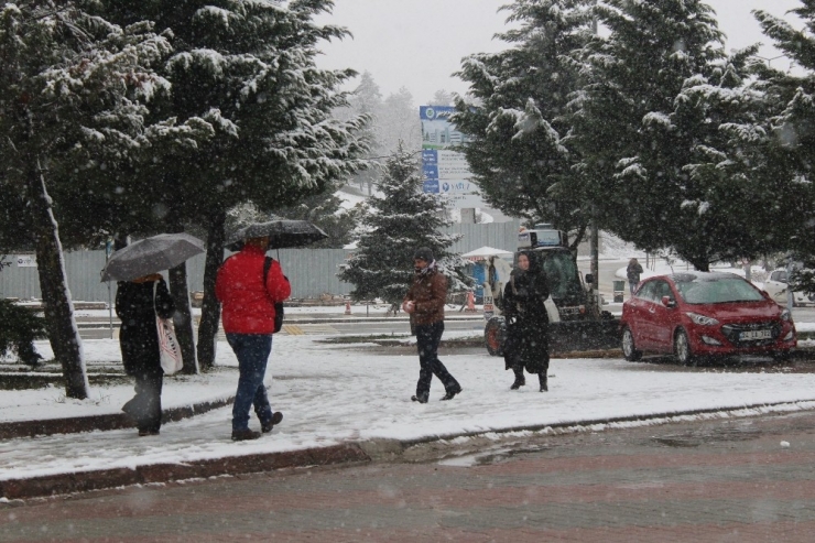Kocaeli’de Kar Yağışı Tekrar Başladı