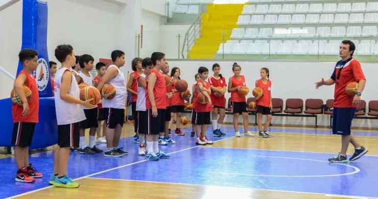 Muratpaşa Belediyesi İlkbahar Dönemi Spor Okulu Başlıyor