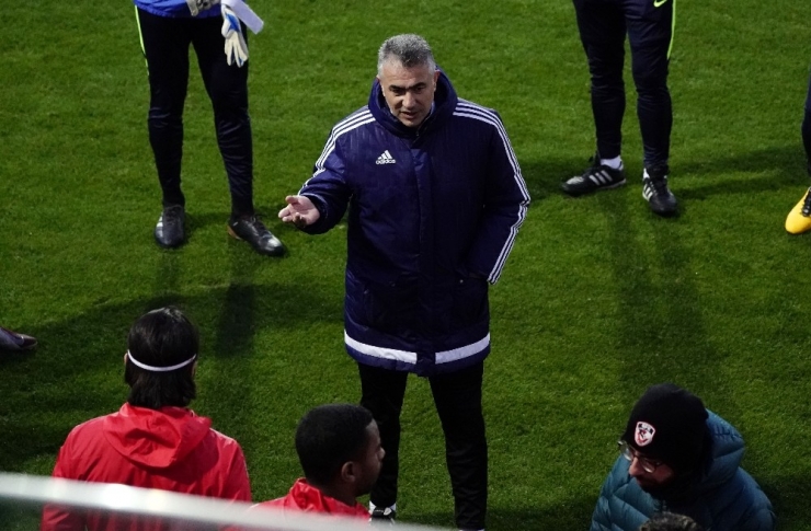 Mehmet Altıparmak: "İnşallah O Üzdüğümüz İnsanları Sevindireceğiz"