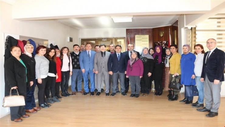 Kaymakam Kaya Velilerle Buluştu