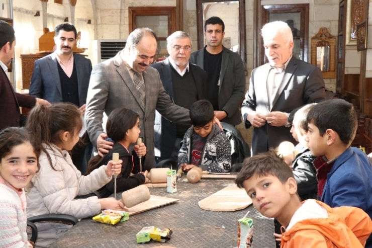 Çocuklar Sanat Sokağında Buluşuyor