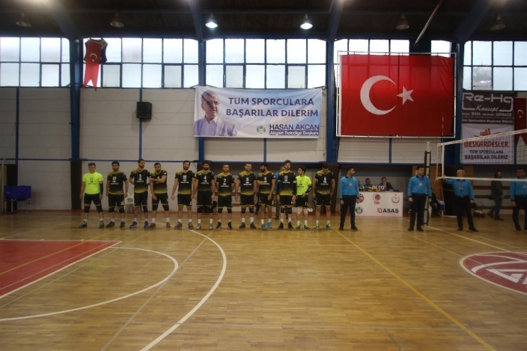 Akyazı Belediyesi Voleybol Takımından Rahat Galibiyet