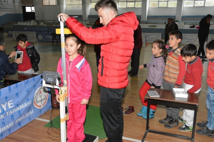 Denizli’de 6 Bin 936 Öğrenci Sportif Taramadan Geçti