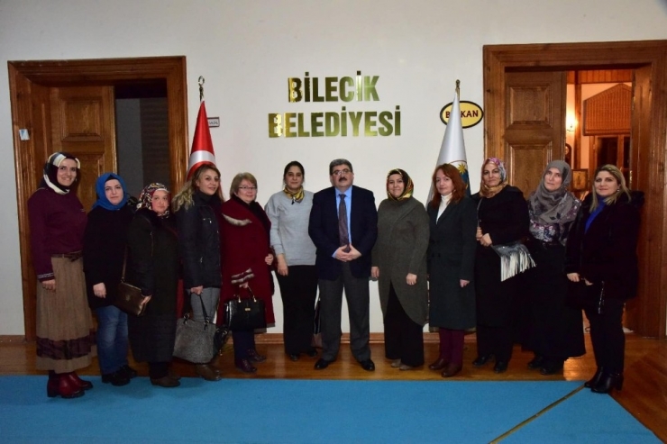 Ak Gönüllü Kadınlarla İstişare Toplantısı Yapıldı