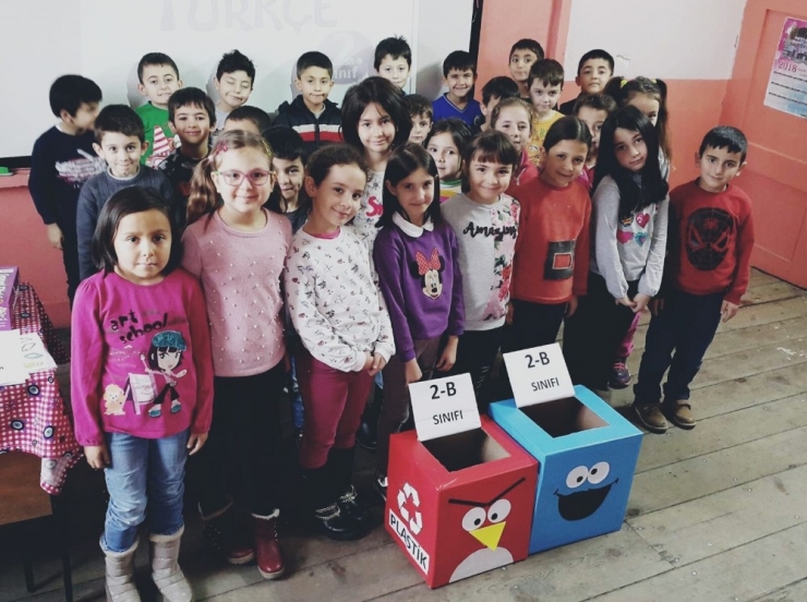 Araç Ahmet Yesevi İlkokulu’nda Sıfır Atık Projesi