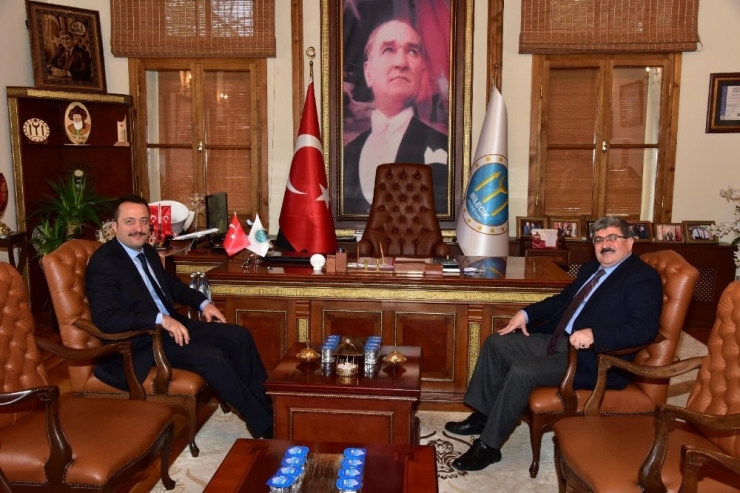 Başkan Can Vali Şentürk’ü Makamında Ağırladı