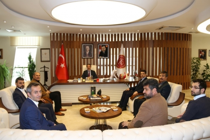 Eğitim- Bir-sen’den Nevü Rektörü Bağlı’ya Ziyaret