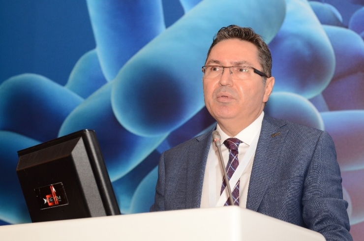 "Evde Kedi-köpek Beslemek Bebekleri Hastalıktan Koruyor"