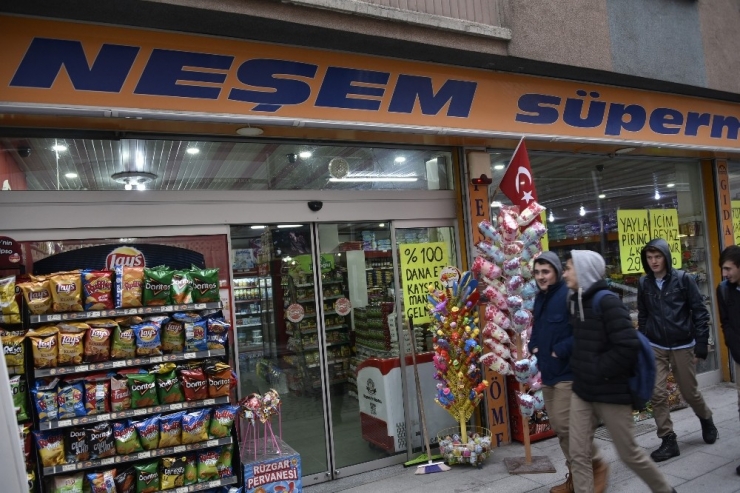 Marketi Gümüşhanelilerin Cebine Getirdi