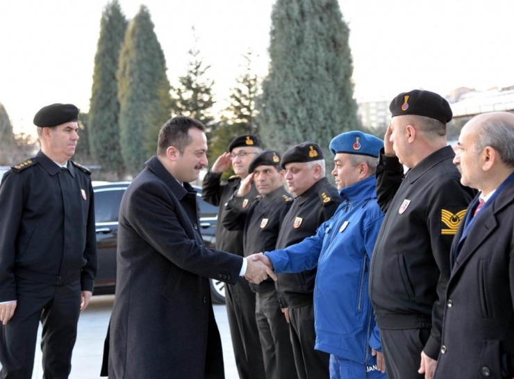 Vali Şentürk’e, Emniyet Ve Jandarmadan Bilgi