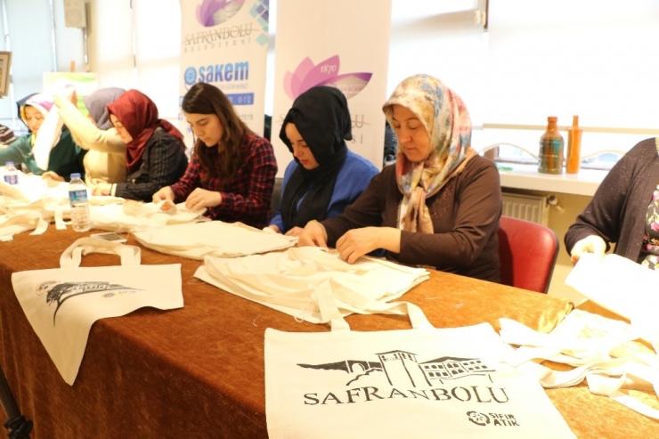 Safranbolu’da Bez Çantalar Kurslarda Hazırlanıyor