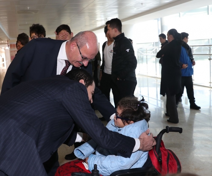 Ato Başkanı Baran’dan Serçev Engelsiz Mesleki Ve Teknik Anadolu Lisesine Ziyaret