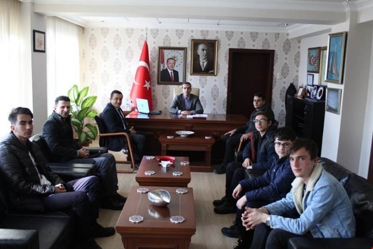 Emetspor Kulübü Satranç Takımı Ödüllendirildi