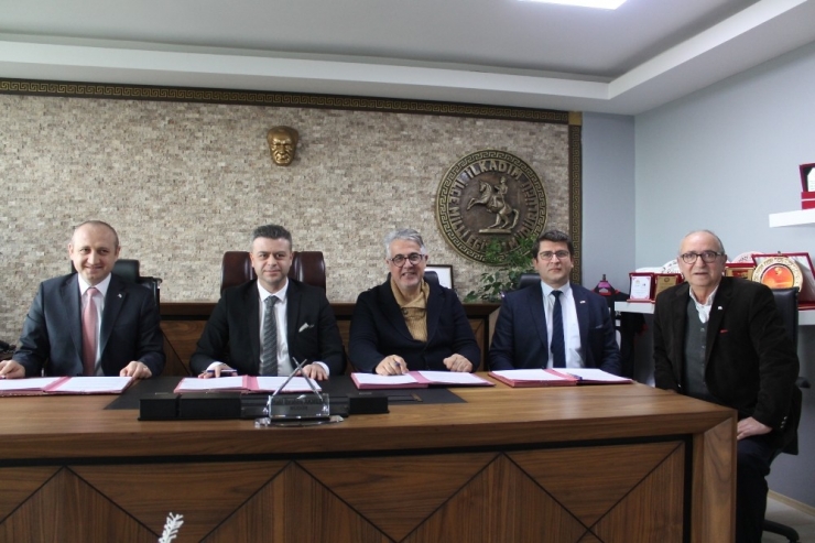 Hedef 4 Bin Ünite Kan Bağışının Toplanması