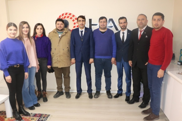 Voleybol Hakemleri Ve Temsilcilerinden İha’ya Ziyaret