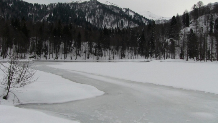 Donan Karagöl, Farklı Bir Güzelliğe Büründü